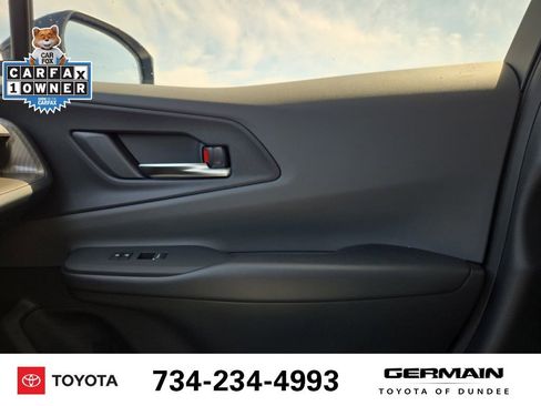 Used 2025 Toyota Prius XLE FWD image 29