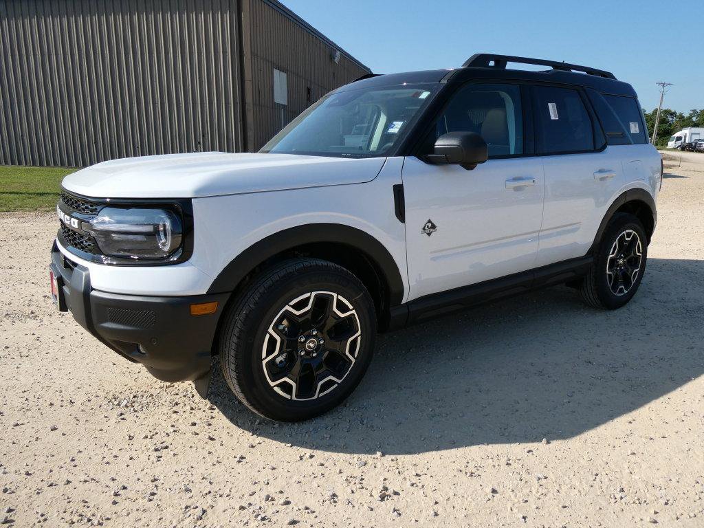 New 2026 Ford Bronco Sport Outer Banks w/ Outer Banks Tech Package+ AWD/4WD image 8
