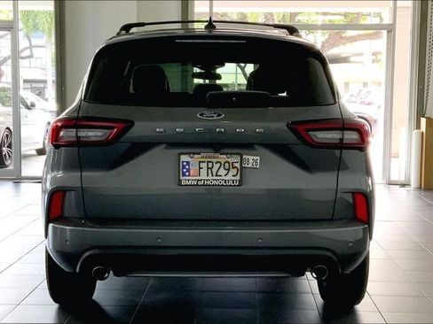 Used 2024 Ford Escape ST-Line w/ Tech Pack #1 FWD image 4