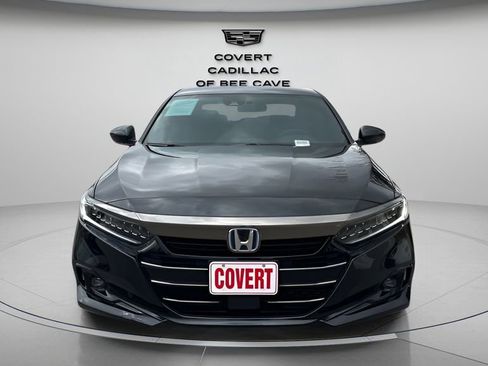 Used 2022 Honda Accord Sport image 2