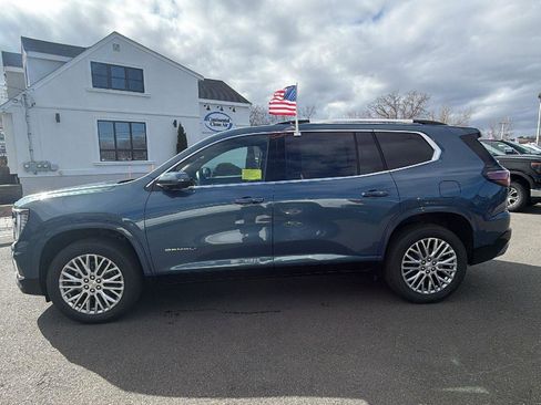 New 2026 GMC Acadia Denali w/ Super Cruise Package image 4