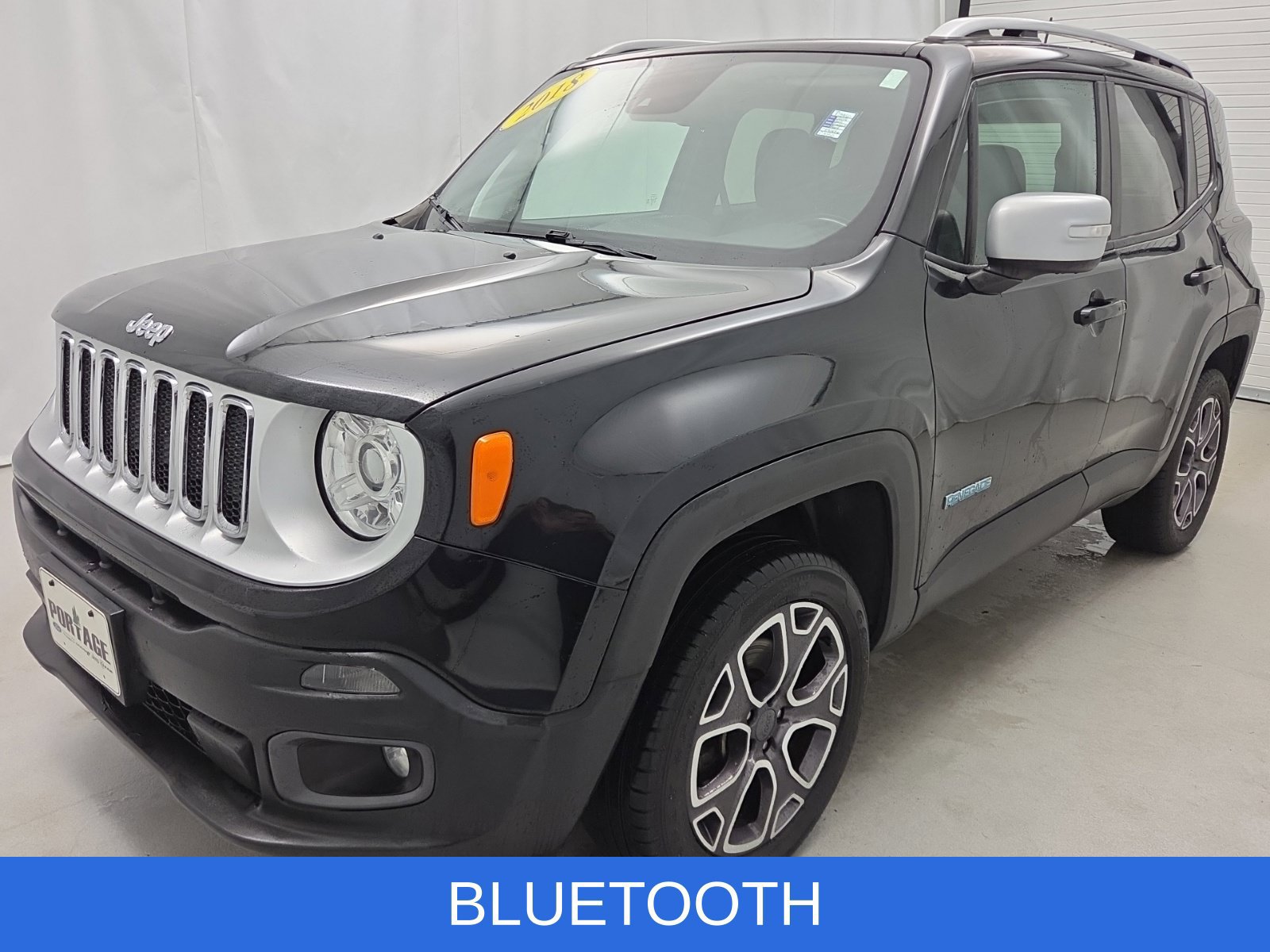 Certified 2018 Jeep Renegade Limited w/ UConnect 8.4 Nav Group AWD/4WD image 3