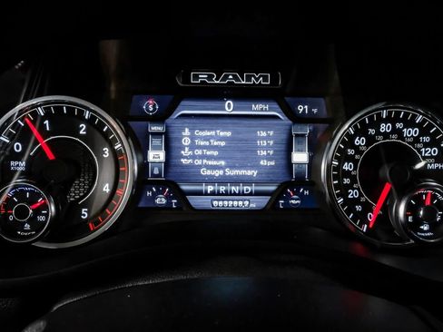 Used 2024 RAM 3500 Laramie AWD/4WD image 19