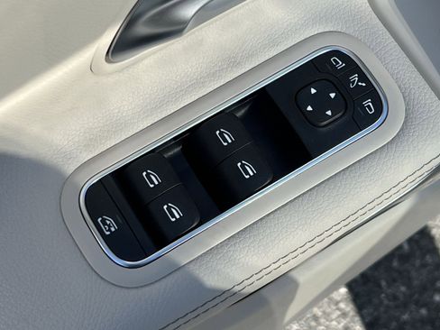 New 2025 Mercedes-Benz CLA 250 4MATIC image 13