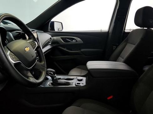Certified 2023 Chevrolet Traverse LT image 12