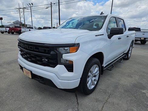 Used 2022 Chevrolet Silverado 1500 Custom w/ LPO, Dark Essentials Package AWD/4WD image 1