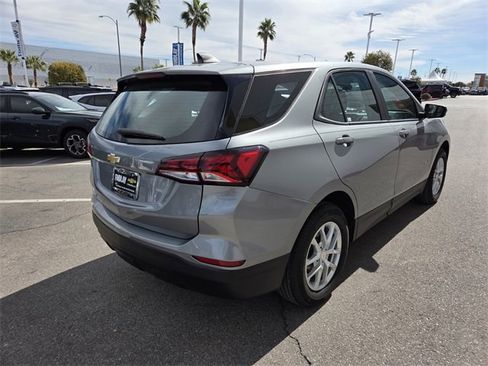 Certified 2023 Chevrolet Equinox LS w/ Driver Confidence II Package image 6