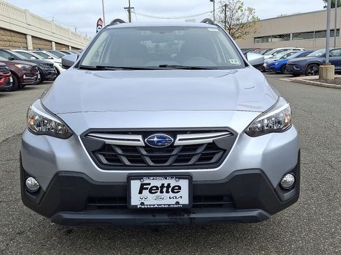 Used 2023 Subaru Crosstrek 2.0i Premium image 2