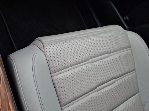 Used 2022 Honda CR-V Touring image 26