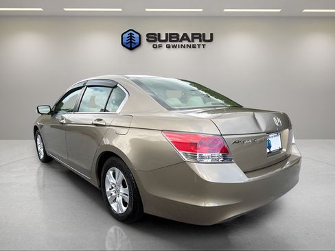 Used 2010 Honda Accord LX-P image 3