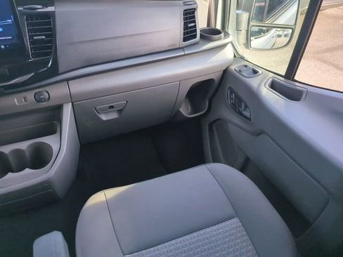 Used 2023 Ford Transit 350 XLT RWD image 17