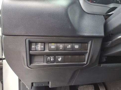 Used 2022 Toyota Tundra SR5 AWD/4WD image 26