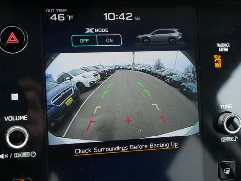 Used 2024 Subaru Outback Premium image 27