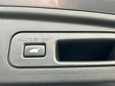 Used 2023 Acura MDX SH-AWD w/ Technology Package image 27