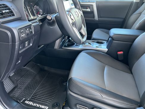 Used 2021 Toyota 4Runner SR5 Premium w/ Moonroof Package AWD/4WD image 14