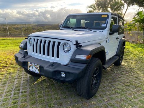 Used 2023 Jeep Wrangler Sport image 21