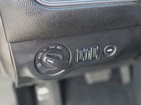 Used 2023 Dodge Challenger SXT w/ Cold Weather Group image 17