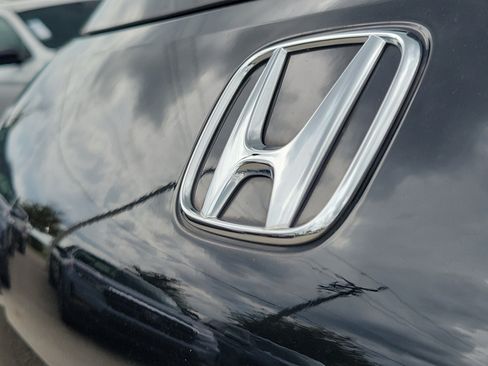 Used 2024 Honda HR-V Sport image 8