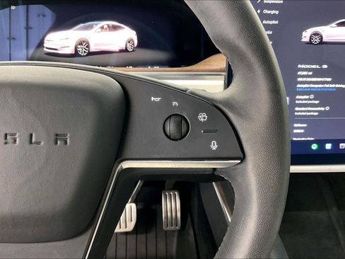 Used 2022 Tesla Model S AWD/4WD image 23