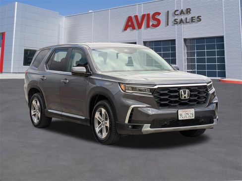 Used 2024 Honda Pilot EX-L image 3