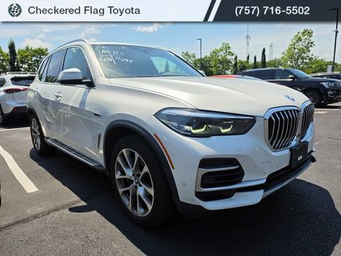 Used 2023 BMW X5 xDrive45e AWD/4WD image 3