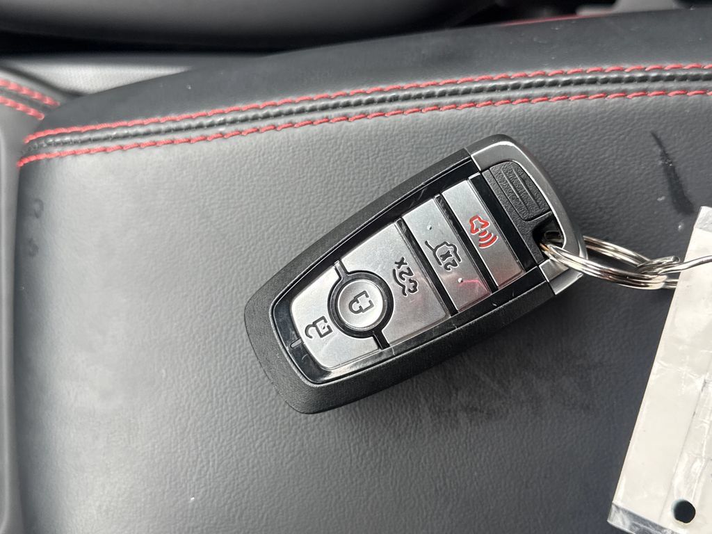 Used 2025 Ford Mustang Mach-E Premium w/ Sport Appearance Package AWD/4WD image 41
