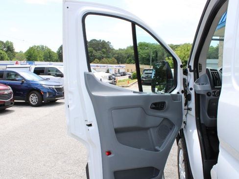 Used 2017 Ford Transit 150 130 Low Roof image 18