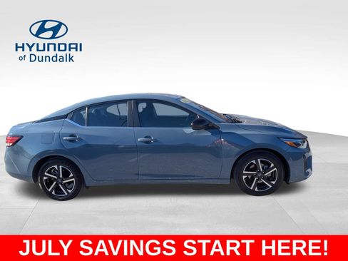 Used 2024 Nissan Sentra SV FWD image 10