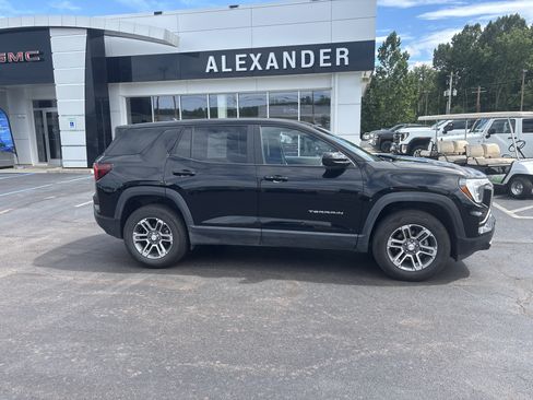 Used 2026 GMC Terrain Elevation AWD/4WD image 2