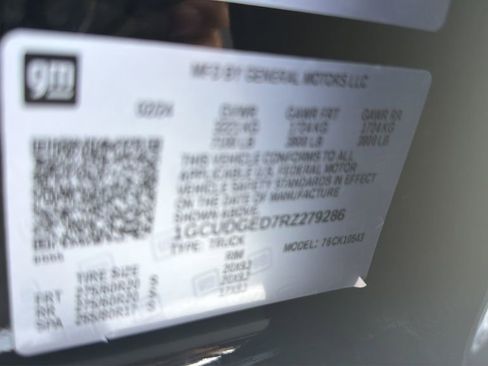 Used 2024 Chevrolet Silverado 1500 LTZ image 23