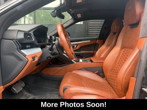 Used 2019 Lamborghini Urus AWD/4WD image 4
