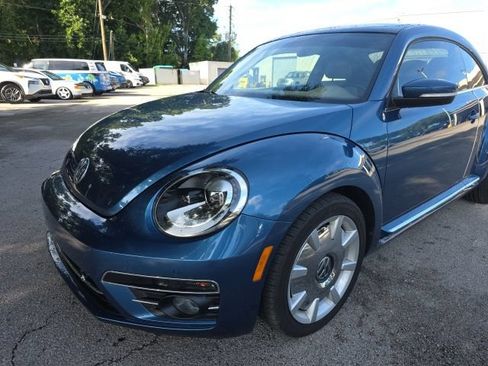 Used 2019 Volkswagen Beetle 2.0T SE FWD image 3