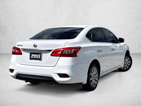 Used 2017 Nissan Sentra S FWD image 2