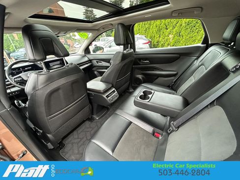 Used 2023 Nissan Ariya FWD image 28
