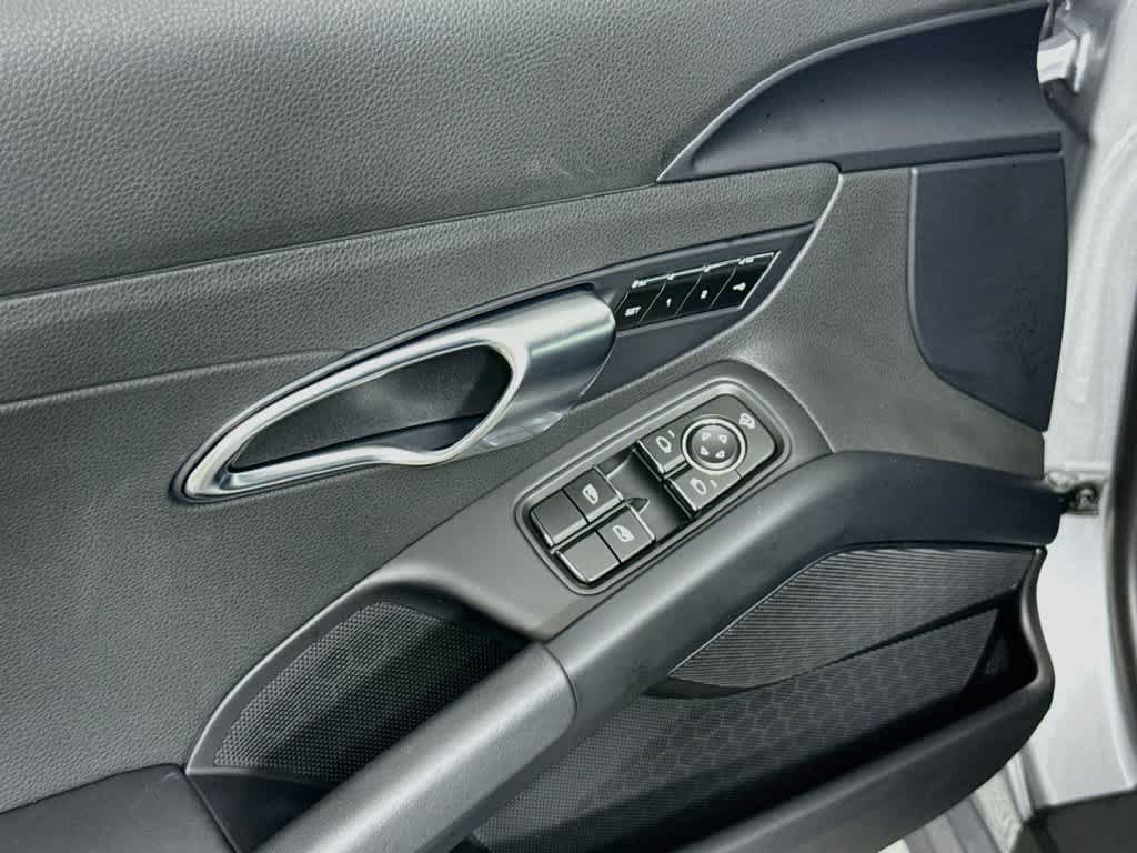 Certified 2024 Porsche 718 Cayman S RWD image 18