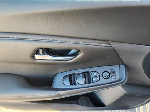 Used 2023 Nissan Sentra SV w/ All-Weather Package FWD image 16