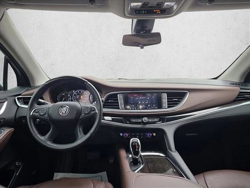 Used 2020 Buick Enclave Avenir w/ Avenir Technology Package FWD image 18