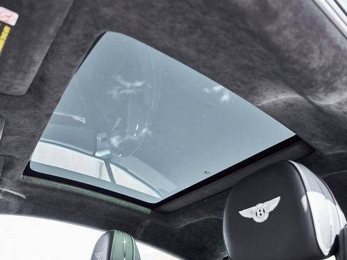 Used 2022 Bentley Continental GT image 43