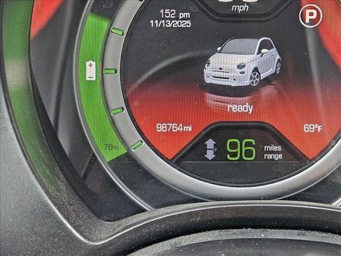 Used 2014 FIAT 500 e w/ Esport Package image 11