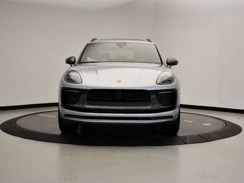 Certified 2026 Porsche Macan Turbo AWD/4WD image 10