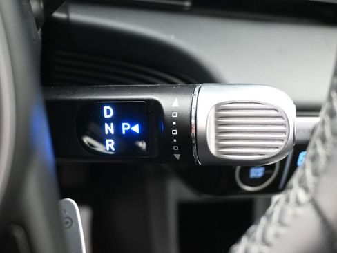 Used 2024 Hyundai Ioniq 5 SE RWD image 19