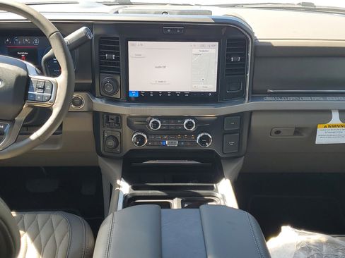 New 2026 Ford F450 Platinum w/ Platinum Plus Package image 13