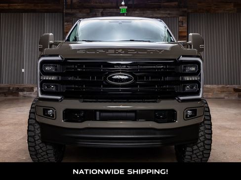 Used 2026 Ford F250 Platinum w/ Platinum Plus Package image 4