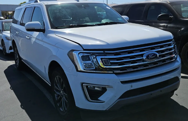 Used 2020 Ford Expedition Max Limited w/ Equipment Group 301A AWD/4WD image 1