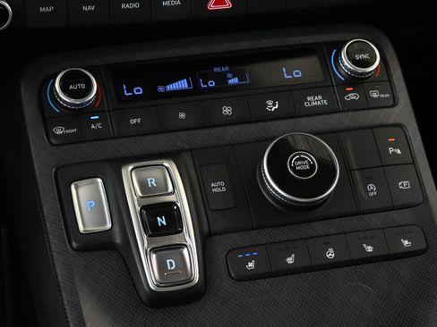 Used 2023 Hyundai Palisade Limited FWD image 24