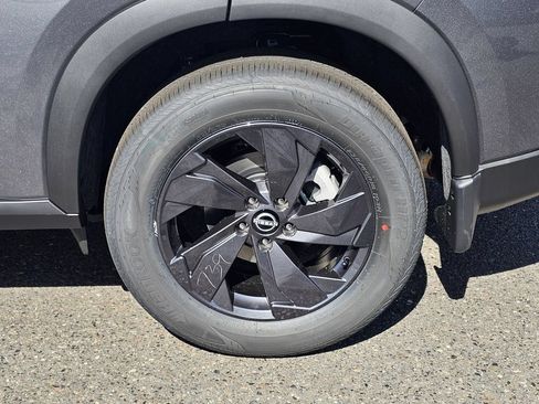 New 2026 Nissan Rogue SV AWD/4WD image 9