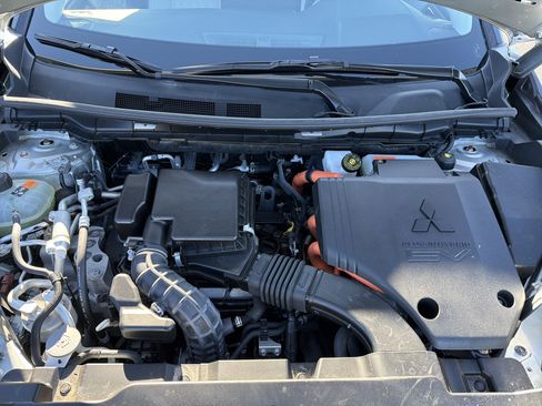 Used 2023 Mitsubishi Outlander SEL 40th Anniversary image 10