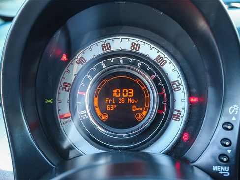 Used 2015 FIAT 500 Pop image 23