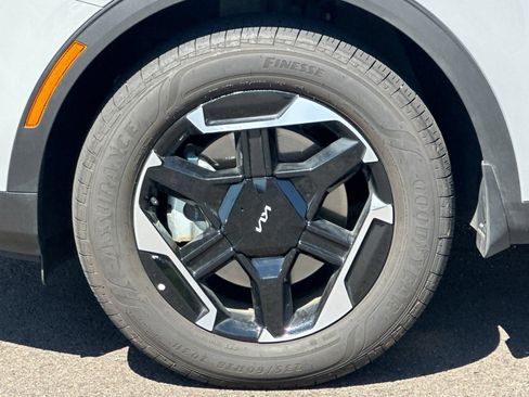 Certified 2026 Kia Sportage S AWD/4WD image 24