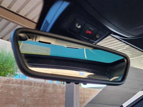 Used 2015 Mercedes-Benz SLK 250 w/ Premium Package image 66